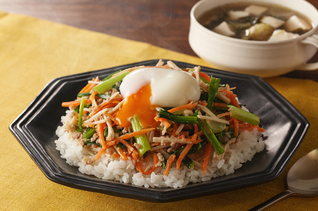 Kit Oisixで作ったジューシーそぼろと野菜のビビンバ